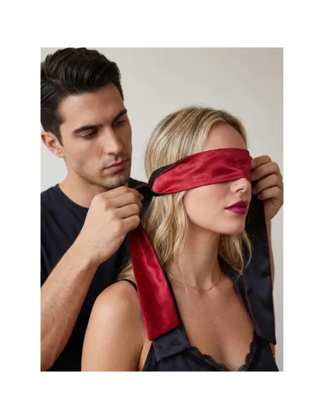 El lazo prohibido - saten elastizado rojo y negro | Infarta fetish | Esposas