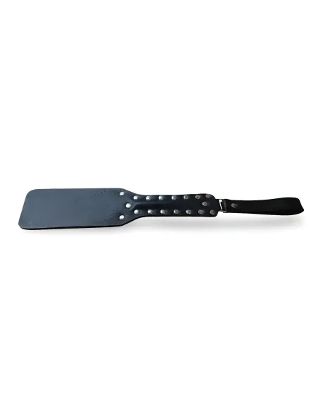 Palmeta luxury aplaudidora con tachas eco cuero negro | Infarta fetish | Látigos y palmetas